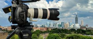 camera with background city view